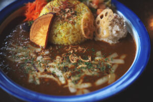 ただカレー屋やりたいだけ監修の欧州カレーライス ランチ「たんすの肥やし」鹿児島市